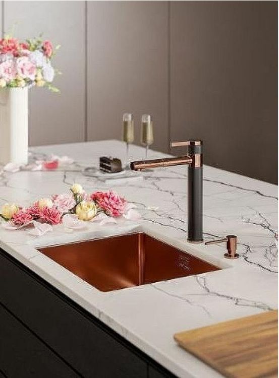 Смеситель для кухни Alveus Zina Monarch Copper 1136510 Черный Медь Смеситель для кухни Alveus Zina Monarch Copper 1136510 Черный Медь