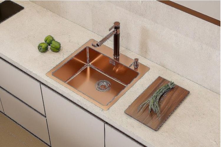 Смеситель для кухни Alveus Zina Monarch Copper 1136510 Черный Медь Смеситель для кухни Alveus Zina Monarch Copper 1136510 Черный Медь