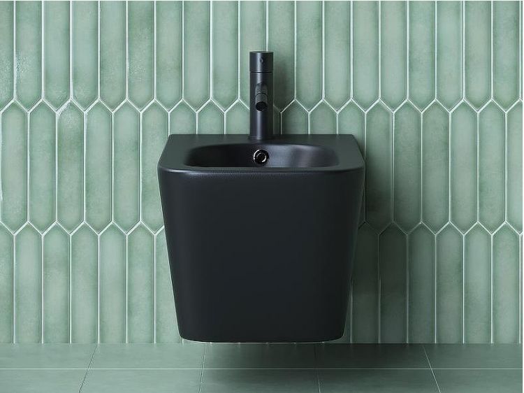 Биде Ceramicanova Metric CN3008MB подвесное Черное матовое