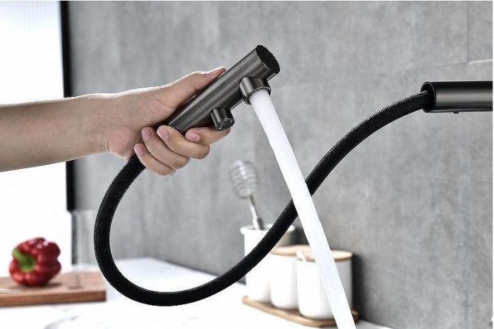 Смеситель для кухни Paulmark Serpentine Se213222-GM Вороненая сталь