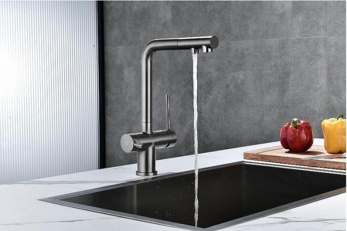 Смеситель для кухни Paulmark Serpentine Se213222-GM Вороненая сталь