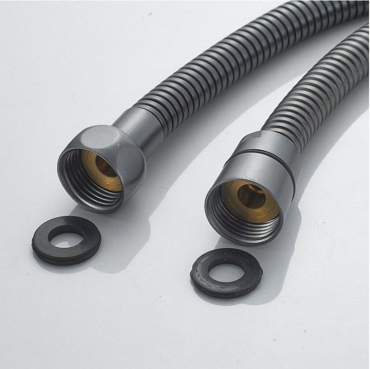 Смеситель для ванны Shevanik S4002T цвет Оружейная сталь Смеситель для ванны Shevanik S4002T цвет Оружейная сталь