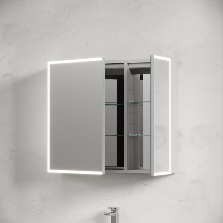 Зеркальный шкаф SANCOS для ванной комнаты из алюминия SANCOS Evoke 800x700х136 мм с LED подсветкой арт. SC8080