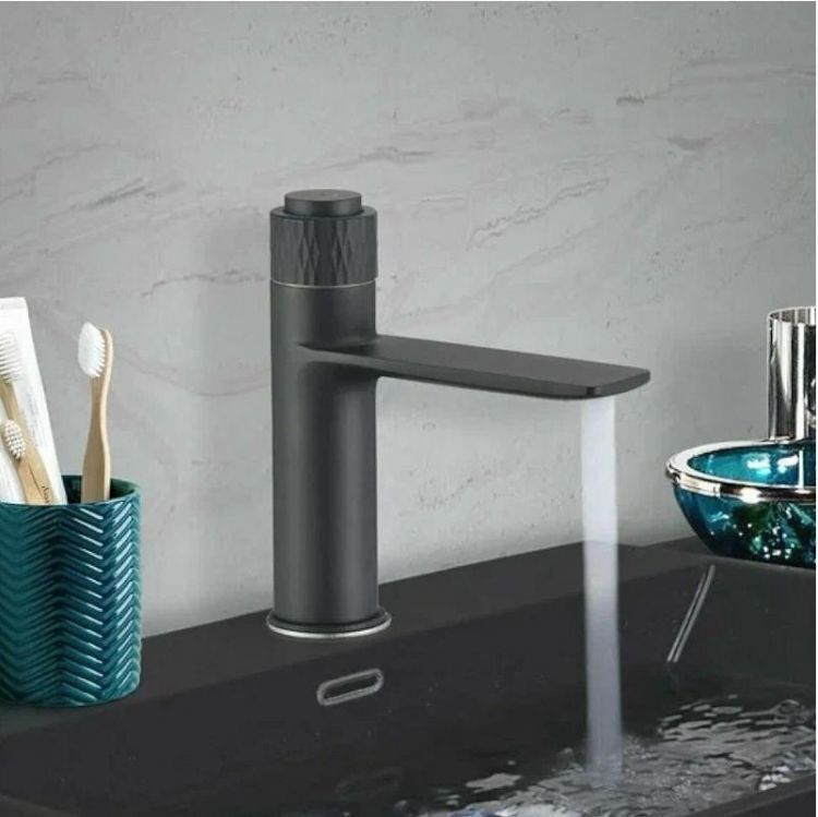 Смеситель для раковины Savol S-601810H цвет Черный Смеситель для раковины Savol S-601810H цвет Черный