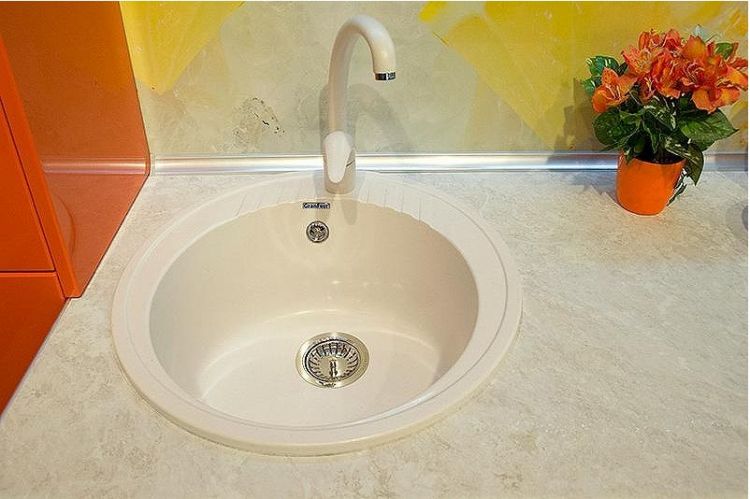 Кухонная мойка GranFest Rondo GF-R520 Терракот