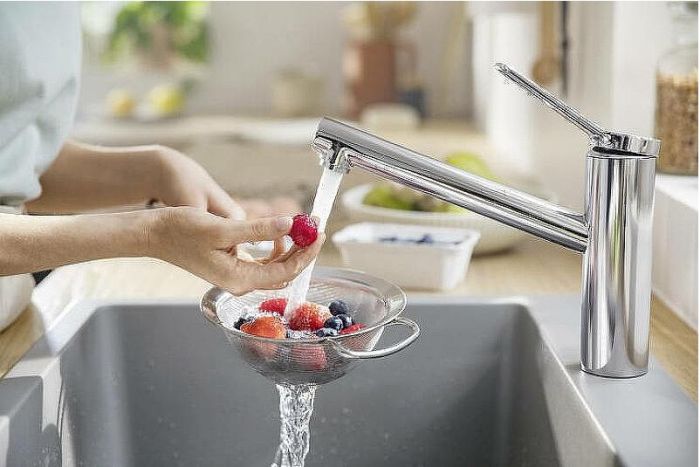 Смеситель для кухни Hansgrohe Zesis M33 74802670 Черный матовый