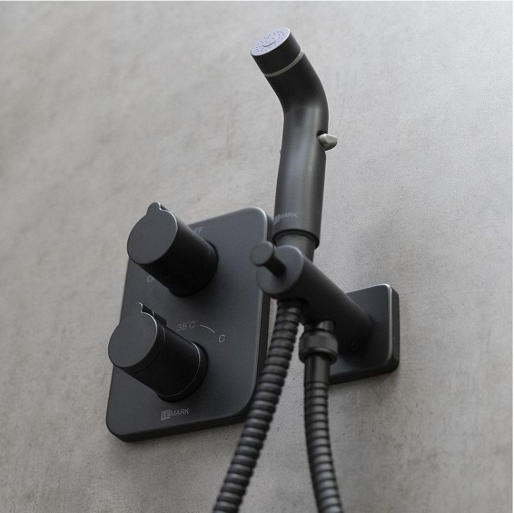 Гигиенический душ со смесителем Lemark Bronx LM3740BL c термостатом цвет Черный