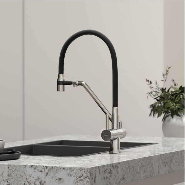 Смеситель для кухни Sancos Dora с гибким изливом, цвет брашированный никель/черный, SC4003BN