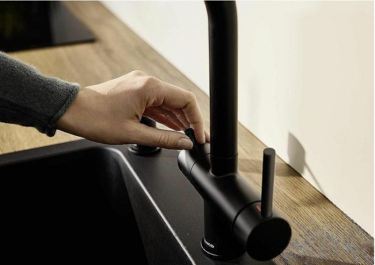 Смеситель для кухни Blanco Fontas II 525139 Антрацит