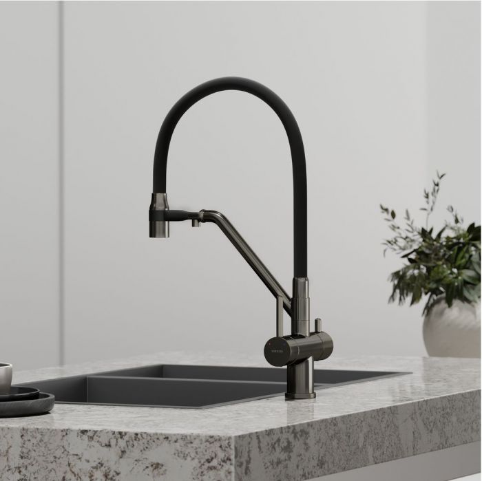 Смеситель для кухни Sancos Dora с гибким изливом, цвет вороненая сталь/черный, SC4003GG