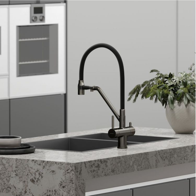 Смеситель для кухни Sancos Dora с гибким изливом, цвет вороненая сталь/черный, SC4003GG