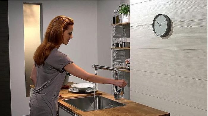 Смеситель для кухни Hansgrohe Metris Select 14884000 Хром