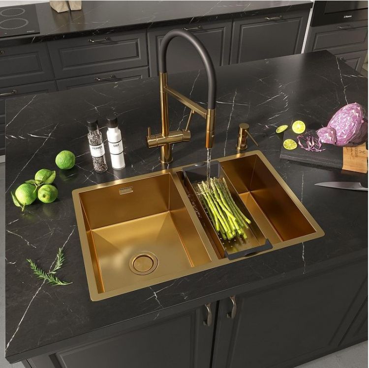 Смеситель для кухни Reflexion Lago RX9901GD цвет Брашированное золото