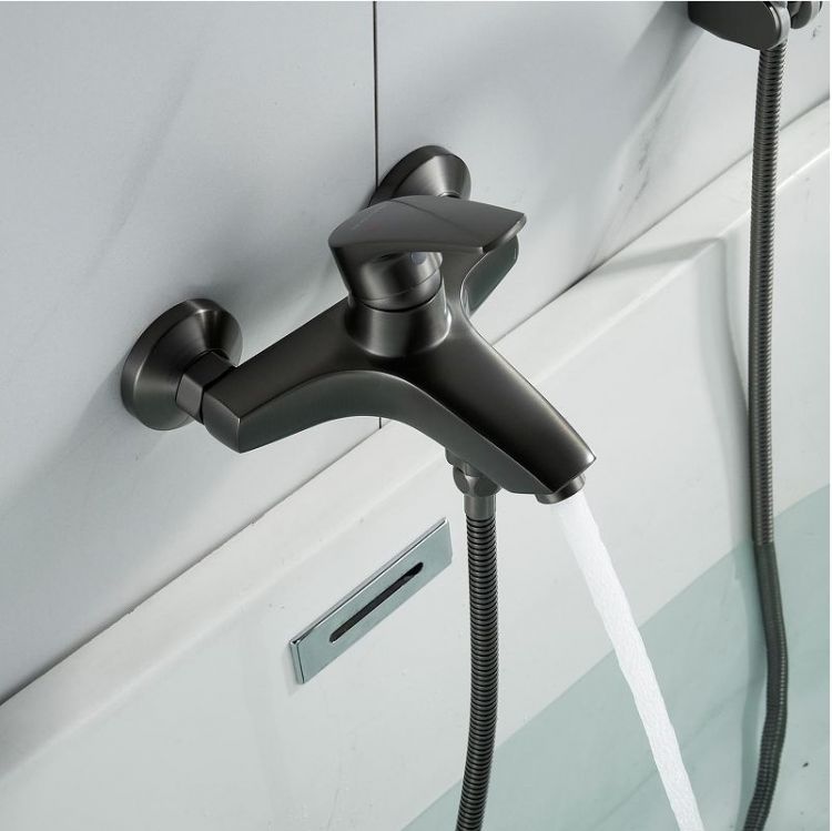 Смеситель для ванны Shevanik S5002T цвет Оружейная сталь Смеситель для ванны Shevanik S5002T цвет Оружейная сталь