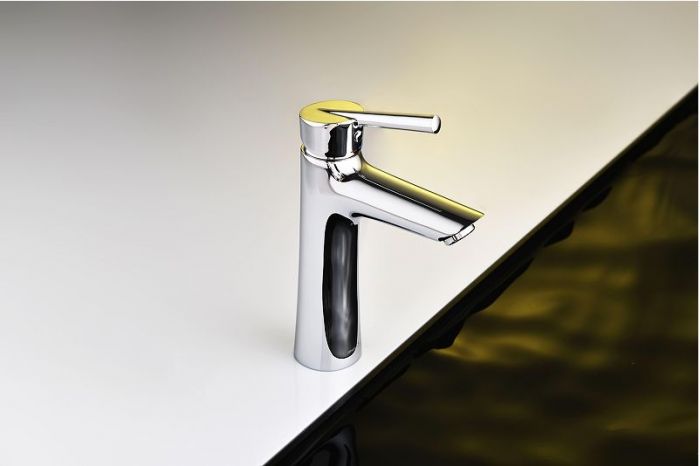 Смеситель для раковины Abelsberg Solida AMF20090CH цвет Глянцевый хром