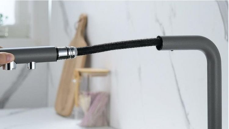 Смеситель для кухни Paulmark Serpentine Se213222-GRM Серый металлик Смеситель для кухни Paulmark Serpentine Se213222-GRM Серый металлик