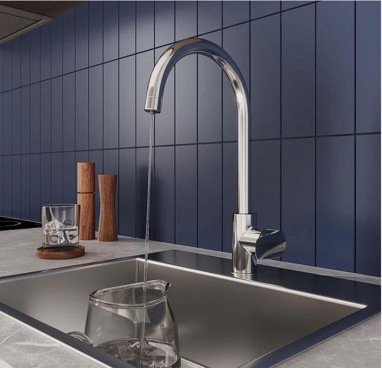 Смеситель для кухни Milardo Rora RORSBFJM05 Хром Смеситель для кухни Milardo Rora RORSBFJM05 Хром