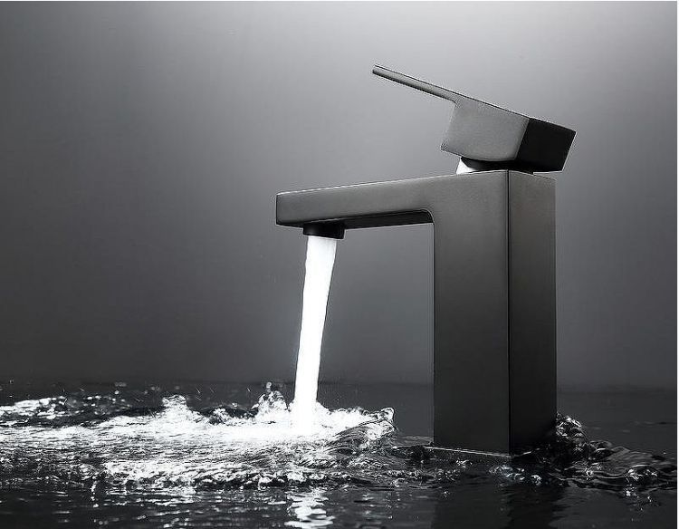 Смеситель для раковины Abber Daheim AF8210B Черный матовый Смеситель для раковины Abber Daheim AF8210B Черный матовый