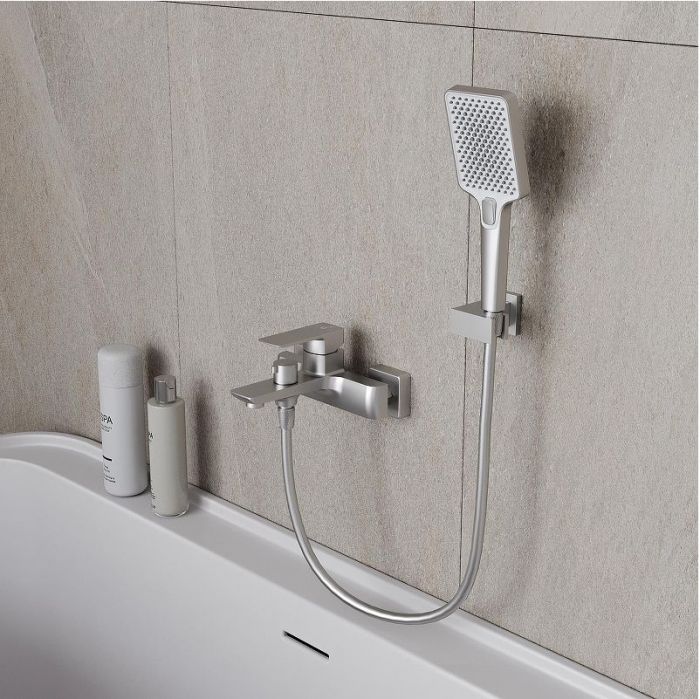 Смеситель для ванны Oliveeka D OL-639003A-MB цвет Черный матовый