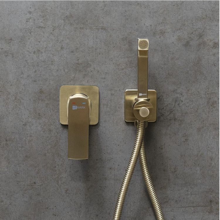 Гигиенический душ со смесителем Lemark Ursus LM7219BG цвет Золото брашированное Гигиенический душ со смесителем Lemark Ursus LM7219BG цвет Золото брашированное