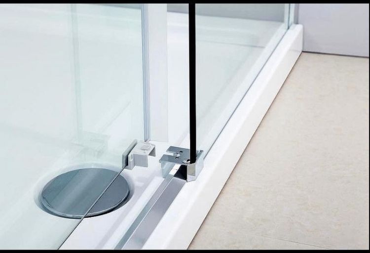 Душевая дверь Black&White Stellar Wind S218 120 2181200 профиль Хром стекло прозрачное