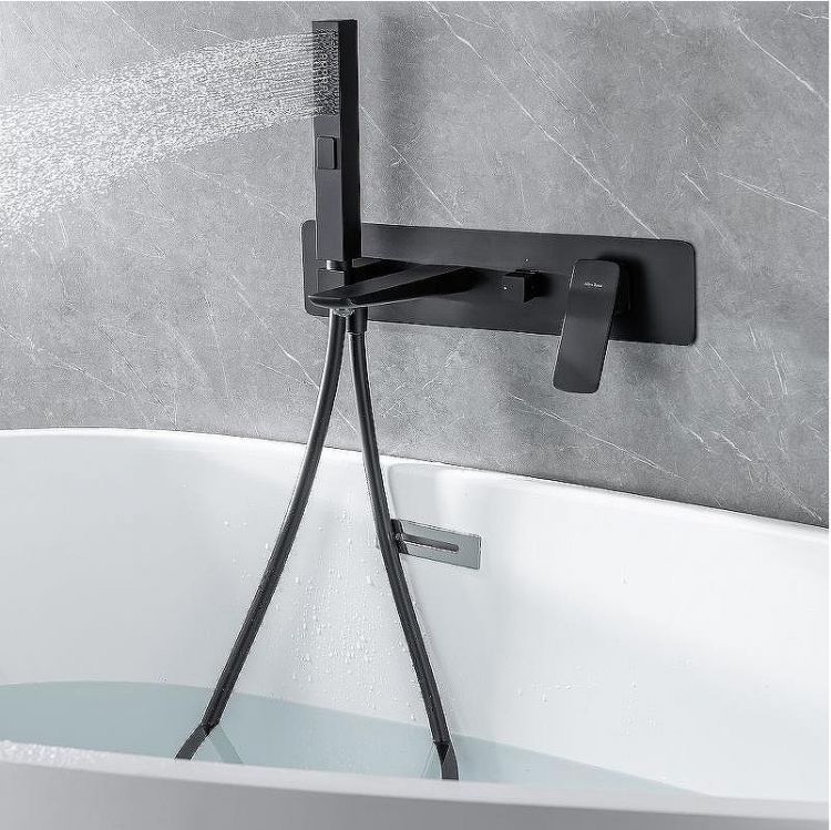 Смеситель для ванны Allen Brau Infinity 5.21007-31 Черный матовый Смеситель для ванны Allen Brau Infinity 5.21007-31 Черный матовый