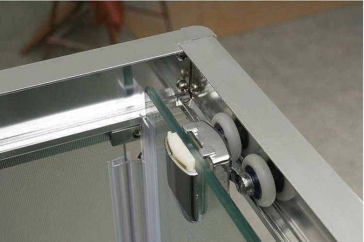 Душевой уголок BelBagno Uno 95х95 UNO-195-A-2-95-P-Cr профиль Хром стекло рифленое