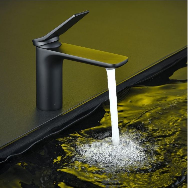 Смеситель для раковины Abelsberg Intensa EGF23520MB цвет Вулканический черный Смеситель для раковины Abelsberg Intensa EGF23520MB цвет Вулканический черный