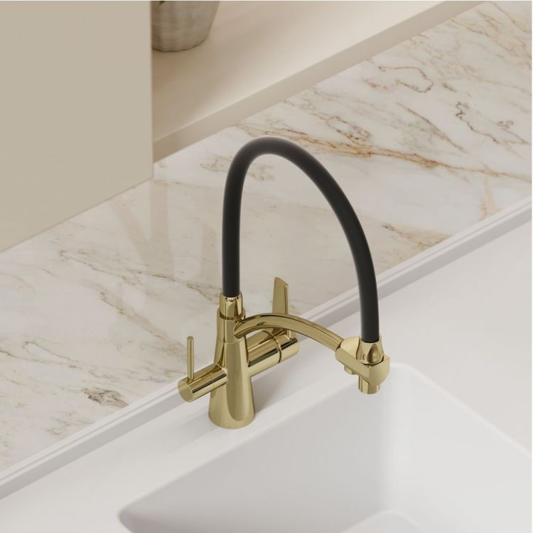 Смеситель для кухни Sancos Eri с гибким изливом, цвет полированное золото/черный, SC4001ZG Смеситель для кухни Sancos Eri с гибким изливом, цвет полированное золото/черный, SC4001ZG