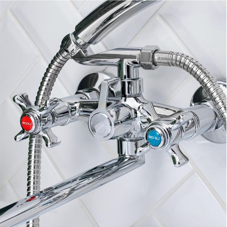 Смеситель для ванны Boou BA5333-4-B723-C018 универсальный цвет Хром