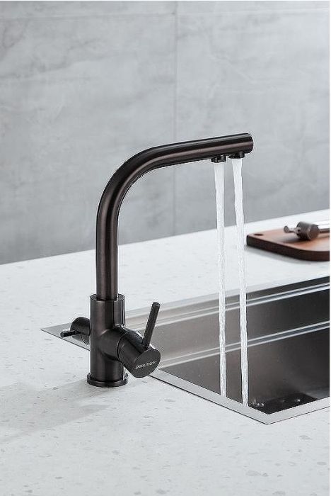Смеситель для кухни Paulmark Essen Es213011-GM Вороненая сталь