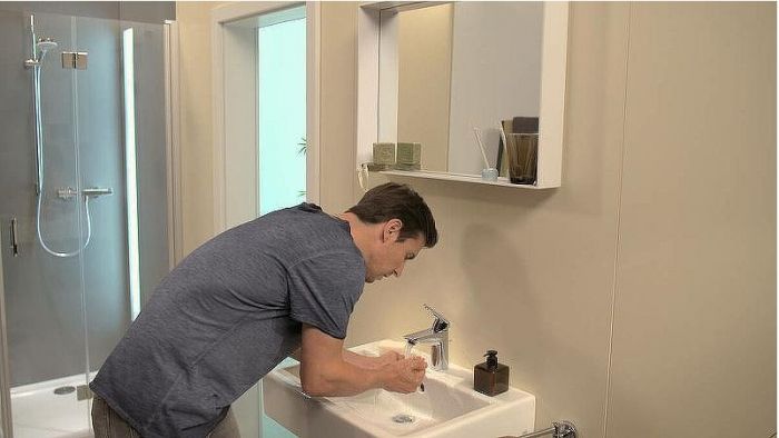 Смеситель для раковины Hansgrohe Logis 71100000 Хром