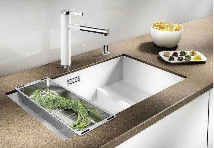 Кухонная мойка Blanco Subline 700-U Level 523542 Белая