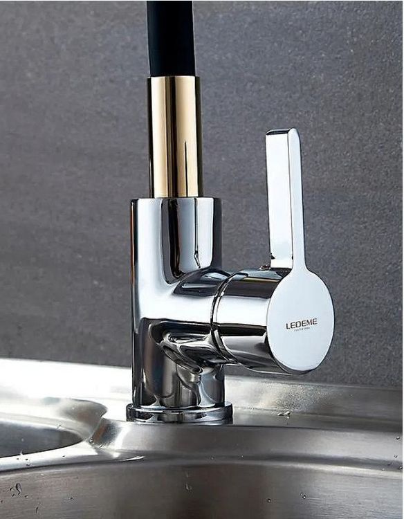 Смеситель для кухни Ledeme Rainbow 4898-10L Хром Золото Черный матовый Смеситель для кухни Ledeme Rainbow 4898-10L Хром Золото Черный матовый