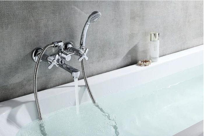 Смеситель для ванны Lemark Partner LM6542C Хром
