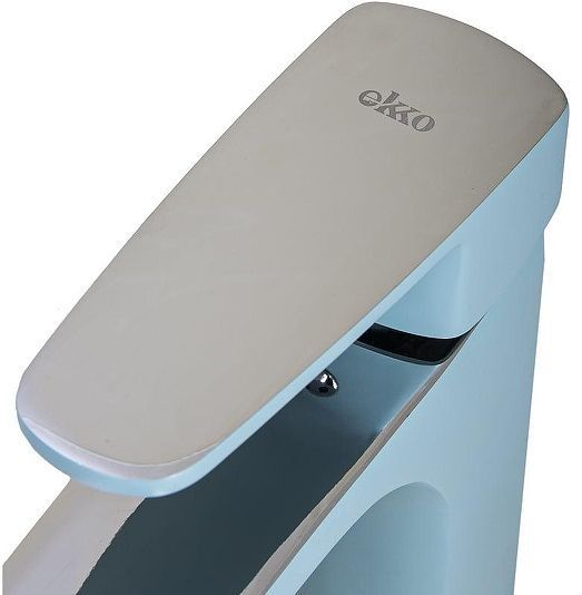 Смеситель для раковины Ekko E10303 цвет Хром Бирюзовый Смеситель для раковины Ekko E10303 цвет Хром Бирюзовый