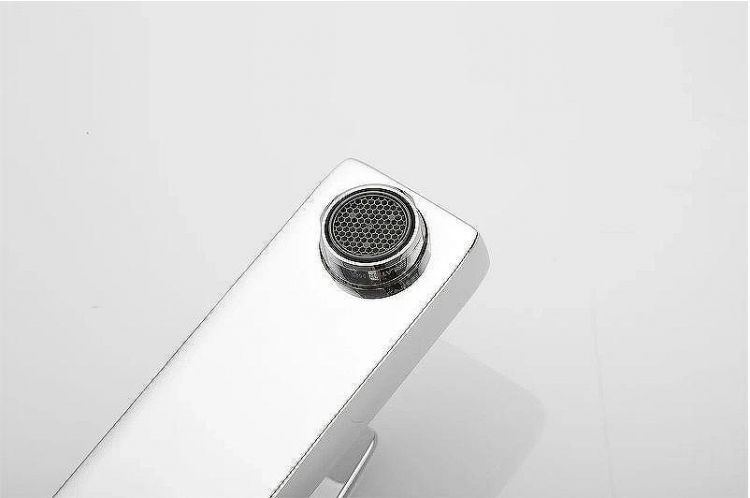 Смеситель для раковины Rose R10 R1001-1 Хром Смеситель для раковины Rose R10 R1001-1 Хром