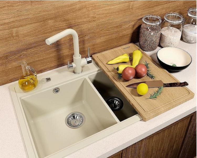 Кухонная мойка Florentina Липси-820 20.370.E0820.107 Песочная