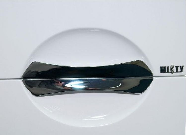 Шкаф пенал Misty Орхидея 35 L П-Жас05035-011БкЛ с бельевой корзиной Белый