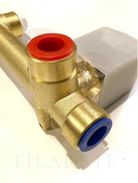 Смеситель для раковины FILARETE Fing FL4040NK цвет Никель Смеситель для раковины FILARETE Fing FL4040NK цвет Никель