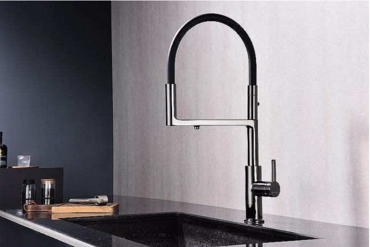 Смеситель для кухни Paulmark Tornado To213402-GB Черный глянцевый Смеситель для кухни Paulmark Tornado To213402-GB Черный глянцевый