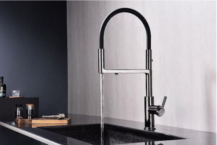 Смеситель для кухни Paulmark Tornado To213402-GB Черный глянцевый