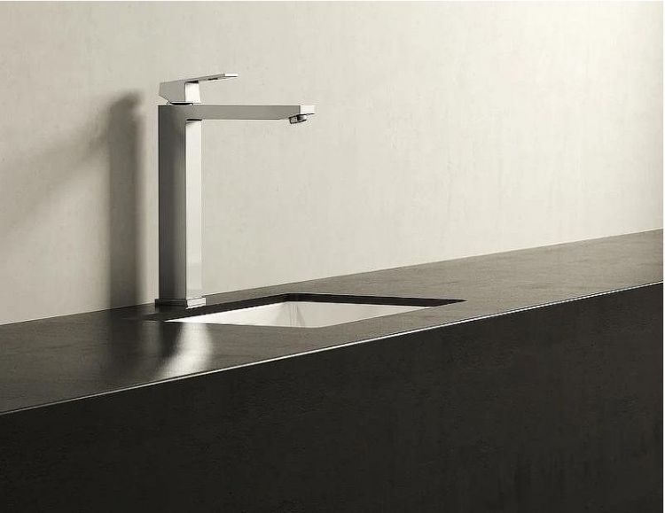 Смеситель для раковины Grohe Eurocube 23406000 Хром