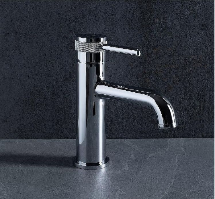 Смеситель для раковины Allen Brau Priority 5.31001-00 Хром Смеситель для раковины Allen Brau Priority 5.31001-00 Хром