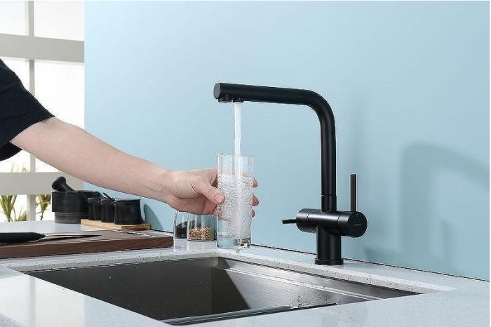 Смеситель для кухни Splenka S70.61.06 Черный матовый