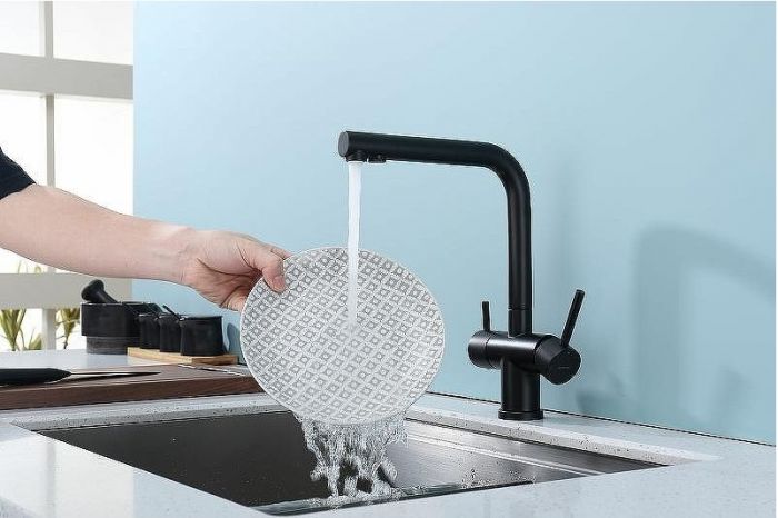 Смеситель для кухни Splenka S70.61.06 Черный матовый