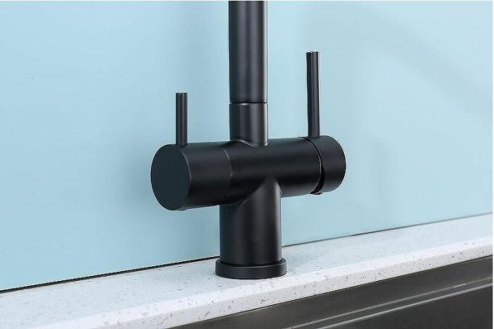 Смеситель для кухни Splenka S70.61.06 Черный матовый