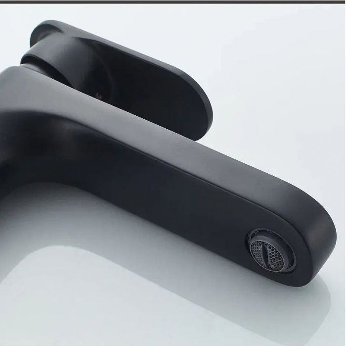 Смеситель для раковины Shevanik S8711H цвет Черный