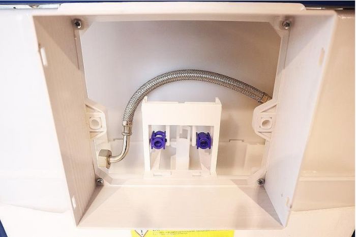 Инсталляция beWash BW74 K500RZVP0500BYC00000 для унитаза с клавишей смыва Белое стекло Хром