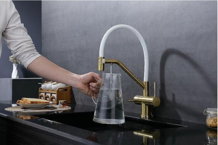 Смеситель для кухни Splenka S70.62.03 Золото матовое Белый